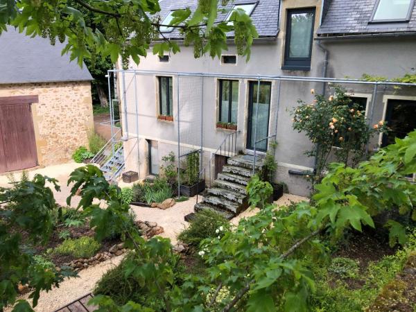 Les gites du renard souriant, Rezerwuj  Cussy-en-Morvan Burgundia
