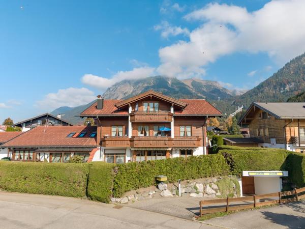 Landhaus Christine, Rezerwuj  Hotele w Bawaria z Parkingiem, Parking