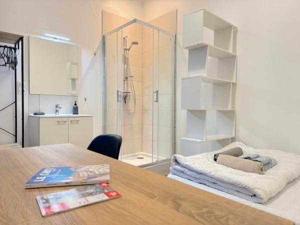 Les arts chambres 1 SDB privatif rez de chaussée, Rezerwuj  Roubaix Pikardia