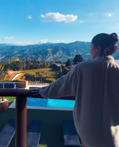 VIVE PARADISE, Rezerwuj  Hotele w Antioquia z basenem, Basen