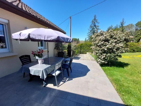 Maison de charme Canéda à Sarlat, Rezerwuj  Hotele w Akwitania z parkingiem, Parking
