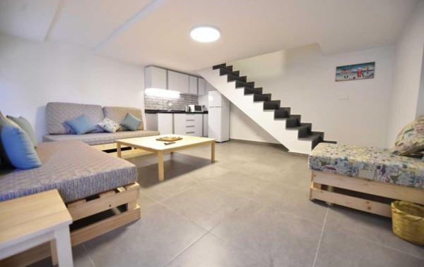 Sea Breeze Duplex Studio in Batroun Souk, Rezerwuj  Batroun 