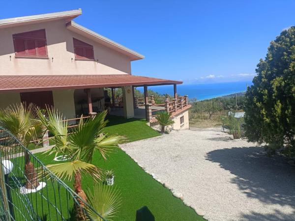 Villa Panorama Scurzi, Rezerwuj  Hotele w Sycylia z parkingiem, Parking