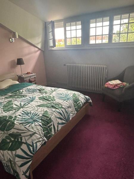 Chambre CHEZ L\HABITANT, Rezerwuj  Le Gond Francja