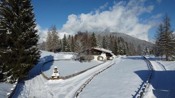 Panorama Quartier Seefeld, Rezerwuj  Hotele w Tirol z Parkingiem, Parking