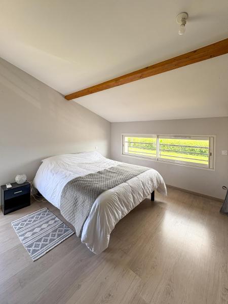 Chambre Séverine, Élégance avec balcon privé, Rezerwuj  Hotele w Tarn-et-Garonne z basenem, Basen