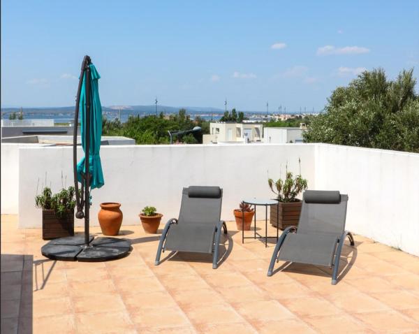 Villa Casa Bianca Beachfront Villeroy, Rezerwuj  Sète Étang de Thau