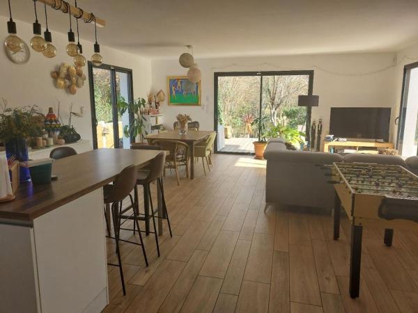 Villa Cocooning Bassin dArcachon, Rezerwuj  Hotele w Akwitania z basenem, Basen