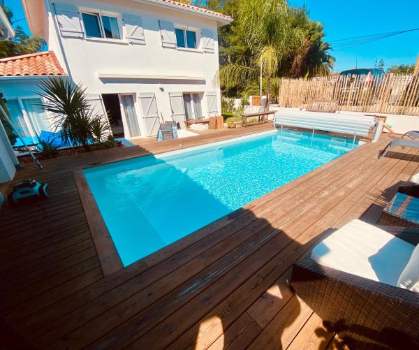 Villa exceptionnelle à Bayonne avec piscine et parking privée, Rezerwuj  Hotele w Akwitania z basenem, Basen