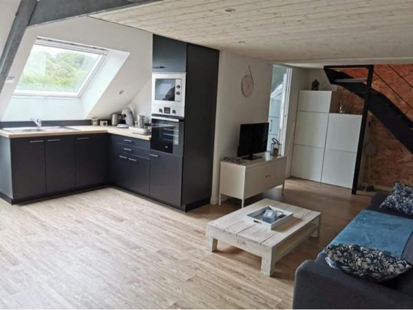 Gîte en campagne, idéal randonneurs, Rezerwuj  Hotele w Bretania z Parkingiem, Parking