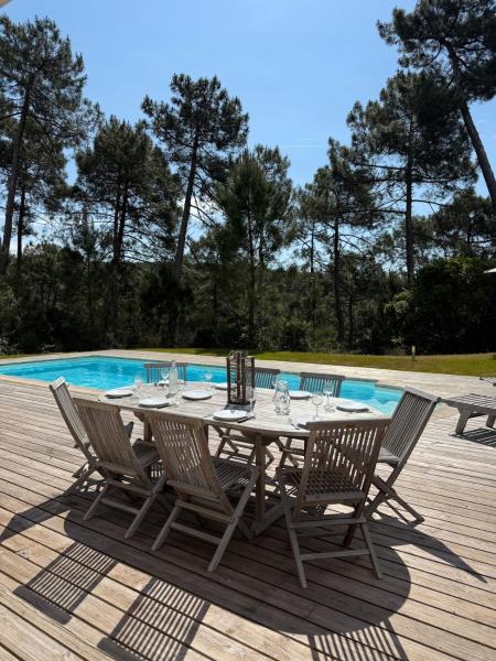 Villa avec piscine 8p autour du golf, Rezerwuj  Hotele w Akwitania z basenem, Basen