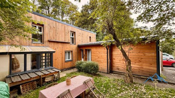 La maison du Trappeur et la cabane des sources, Rezerwuj  Hotele w Owernia z Parkingiem, Parking