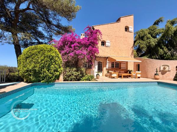 La Ratopenado - Villa Provençale - Piscine, Rezerwuj  Hotele w Var coast z basenem, Basen