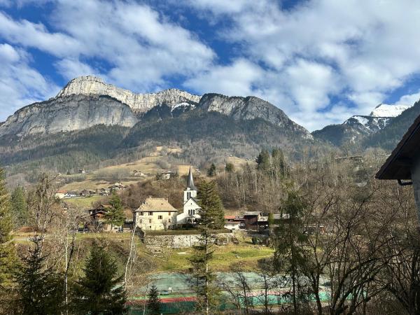 La fruiterie, Rezerwuj  Glières-Val-de-Borne Rhône-Alps