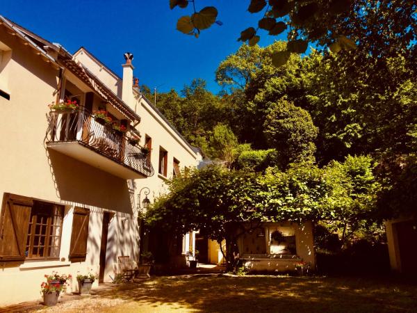 Le Clos Rabelais, Rezerwuj  Hotele w Centre z Parkingiem, Parking