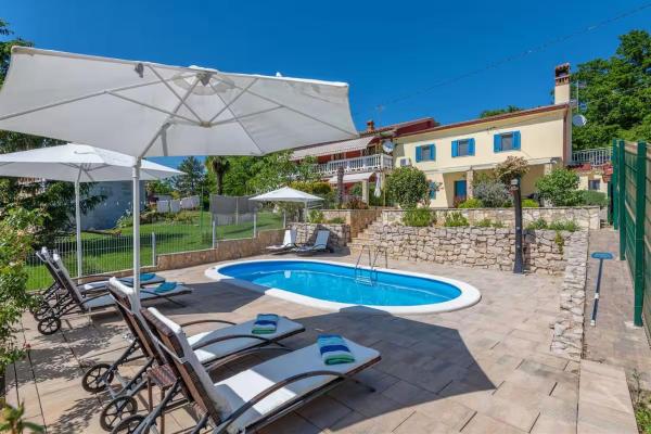 Villa Emma, Rezerwuj  Lanišće Istria