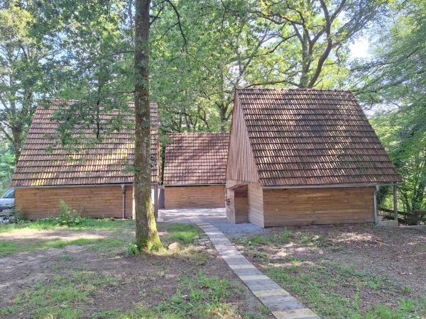 gite tipi, Rezerwuj  Faux-la-Montagne Creuse