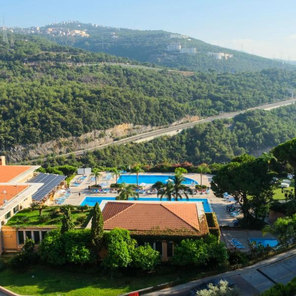 Country Lodge Hotel & Resort, Rezerwuj Ośrodek wypoczynkowy Hotele SPA w Baabda, SPA