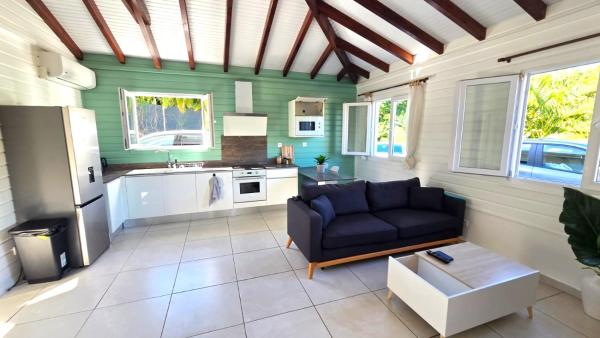 Villa 2 chambres - Calme et confort au cœur des Trois-Îlets, Rezerwuj  Les Trois-Îlets Le Marin