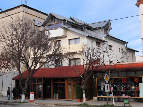 Sunrise Hotel, Rezerwuj  Adjud 