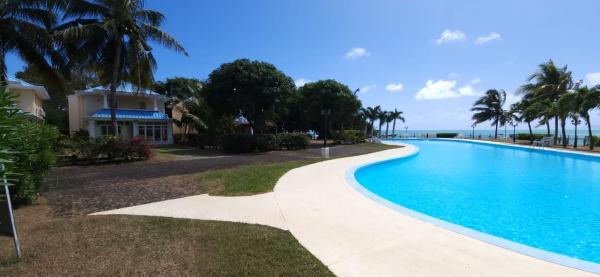 Villa Nicolenna sur la mer, Rezerwuj  Hotele w Mauritius North Coast z Basenem, Basen