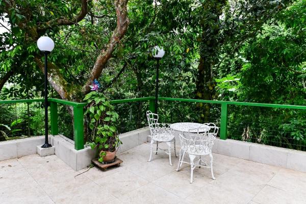 Jubarte Chalés | Conforto à beira da cachoeira, Rezerwuj  Ilhabela Sao Paulo