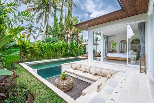 Villa Mahanga by BaliSuperHost, Rezerwuj  Hotele w Bali z Parkingiem, Parking