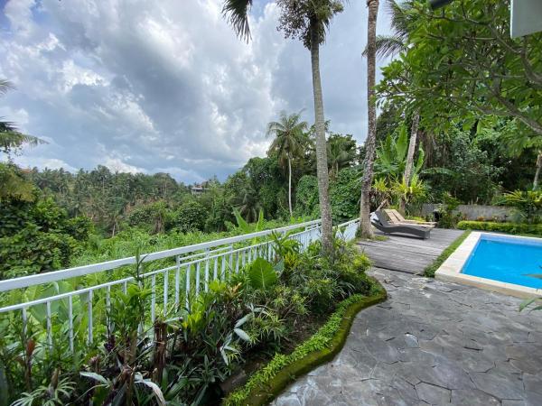 The Loyik Villa Ubud jungle View, Rezerwuj  Hotele w Bali z Basenem, Basen