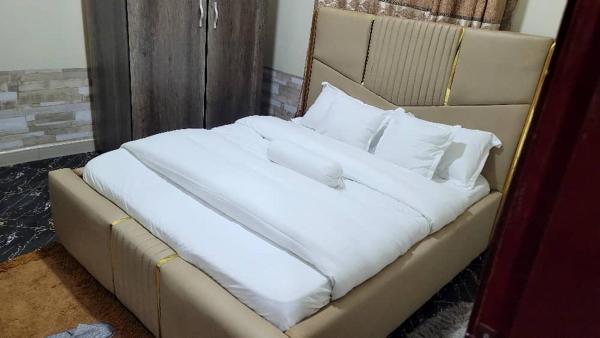 The cozy apartments, Rezerwuj Apartament Hotele w Kitwe z Parkingiem, Parking