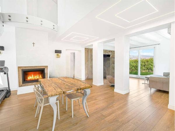 Coloft Tuscany, Rezerwuj  Hotele w Lamporecchio z basenem, Basen