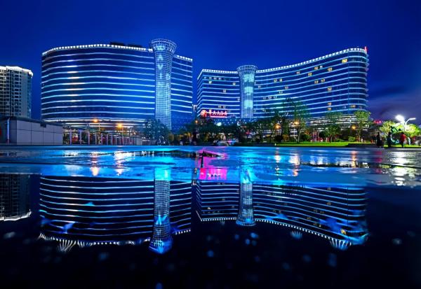 King Maker Grand Hotel-At the Gate of Tianmen Peak Cableway, Rezerwuj  Hotele SPA w Zhangjiajie, SPA