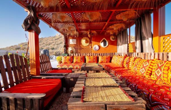 Yalla Sweet surf camp, Rezerwuj  Hotele w Souss-Massa-Draa z basenem, Basen