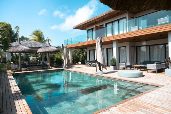 Villa Sun, Rezerwuj  Hotele w Calodyne z Basenem, Basen
