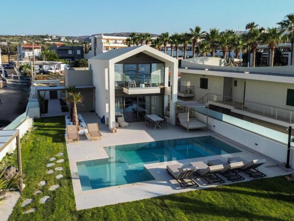 Erame Beach Villa, Rezerwuj  Hotele w Adelianos Kampos z basenem, w pobliżu Adele Beach, Basen