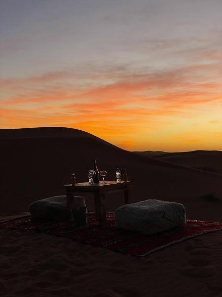 Anssuf merzouga luxury camp, Rezerwuj  Merzouga Ar-Raszidijja