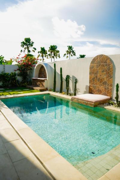 SummerVille Uluwatu by REJA Villas, Rezerwuj  Hotele w Bali z Parkingiem, Parking