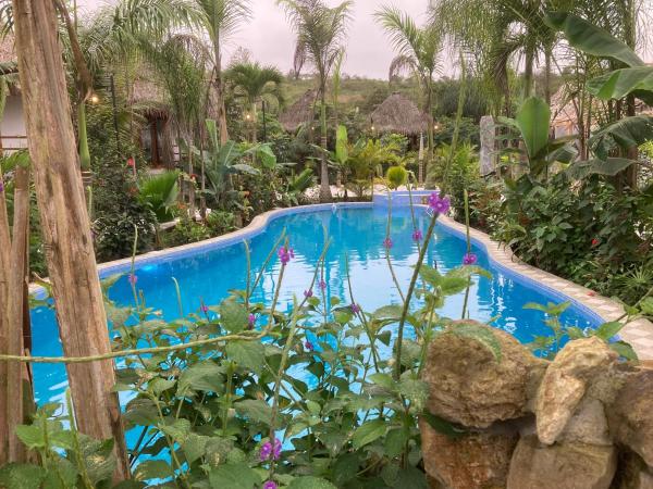 Hotel La Costa Internacional, Rezerwuj  Puerto Lopez Manabi