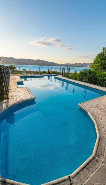 Cabañas Lago Azul, Rezerwuj  Villa Santa Cruz del Lago 
