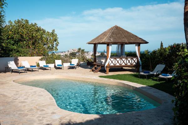 Can Calyssa Luxury Villa Near City Center, Rezerwuj  Hotele w Ibiza z basenem, Basen