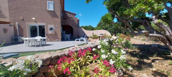 Porto Vecchio - Résidence RIVIERA- Villa Lecci, Rezerwuj  Hotele w Korsyka z Basenem, Basen