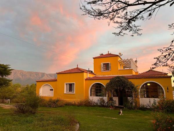 La casona del rio, Rezerwuj  Nono 