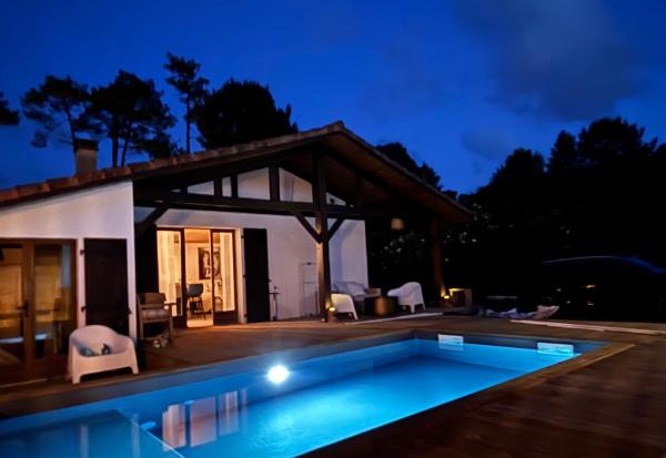 Villa Terrama Capbreton, Rezerwuj  Hotele w Akwitania z parkingiem, Parking