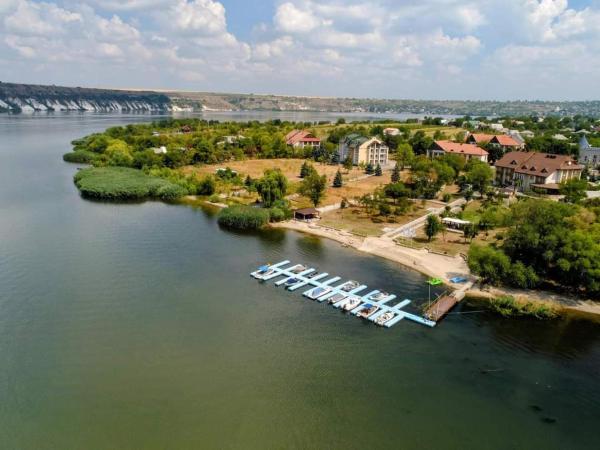 VILA DORULUI, Rezerwuj  Hotele w Molovata Nouă z basenem, Basen