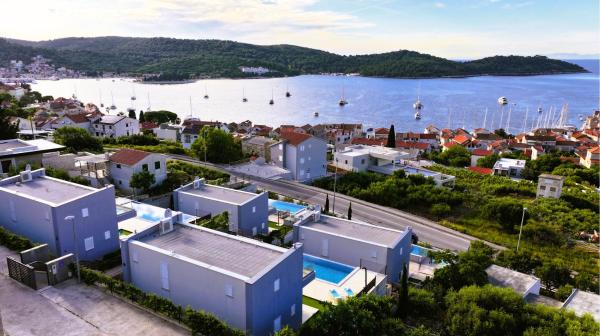 Luxury Blue Villas Vis, Rezerwuj  Hotele w Vis z Basenem, Basen