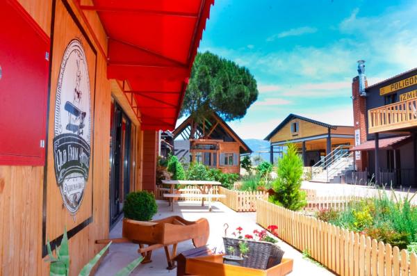 Old Farm Hotel, Rezerwuj  Izmir 
