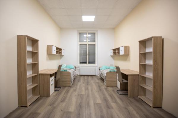 MINIDORM ROOMS IN HEART OF CITY CENTER, Rezerwuj  Maribor 