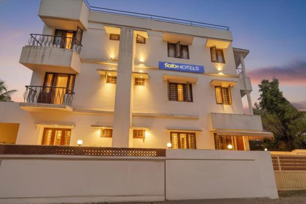 FabHotel Fort Beach Residency, Rezerwuj  Koczin Nowe Delhi