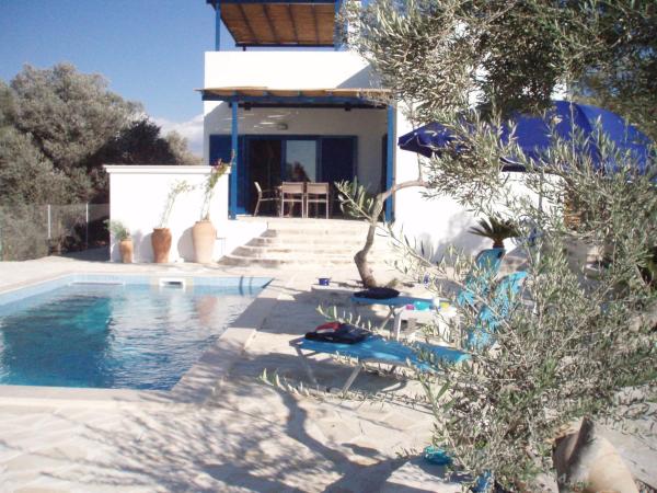 Villa Marcyr, Rezerwuj  Hotele w Retimno z basenem, Basen
