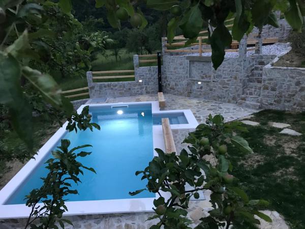 Apartments Cvetje, Rezerwuj Apartament Hotele w Julian Alps z basenem, Basen