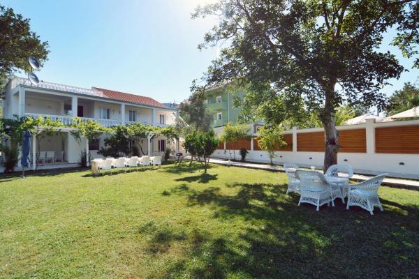 Jaz Garden Residence, Rezerwuj  Hotele w Budva County z parkingiem, Parking